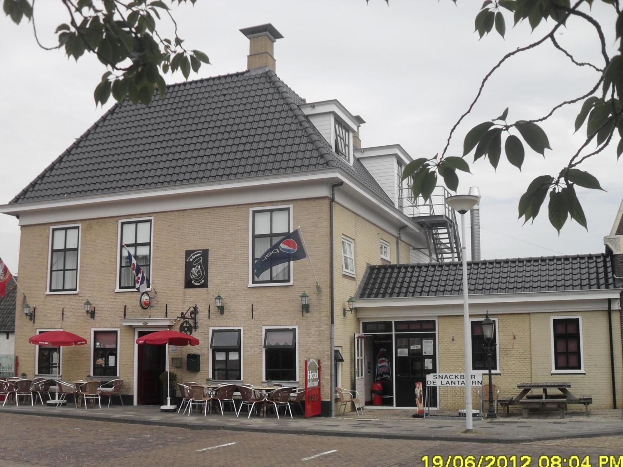 Hotel De Harmonie Sexbierum Exterior foto